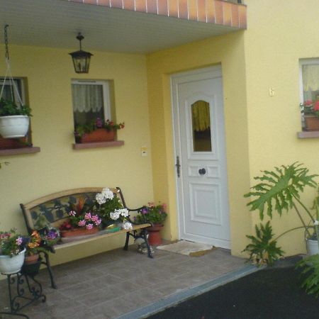 Chez Joséphine Bed and Breakfast Metting Esterno foto